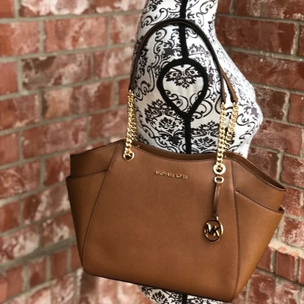 Michael kors jet set chain shoulder bag luggage